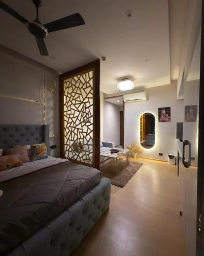 Greater Noida Apartment | Galaxy Blue sapphire Plaza Square Residency