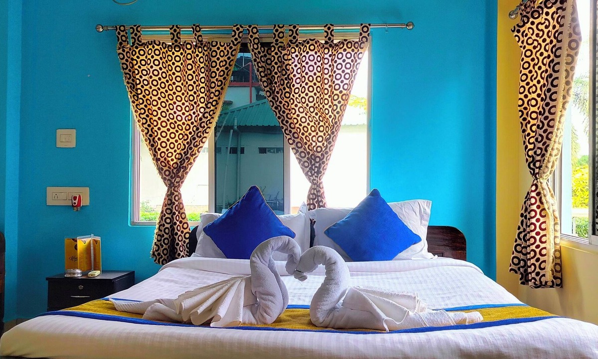 Neora Hotel | GORUMARA NATURE'S COTTAGE