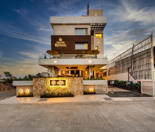 Islampur Hotel | Grand Regal