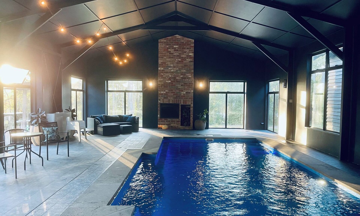 Trentham House | Grangeford Retreat: Indoor Pool, Forest and Restaurants, Trentham