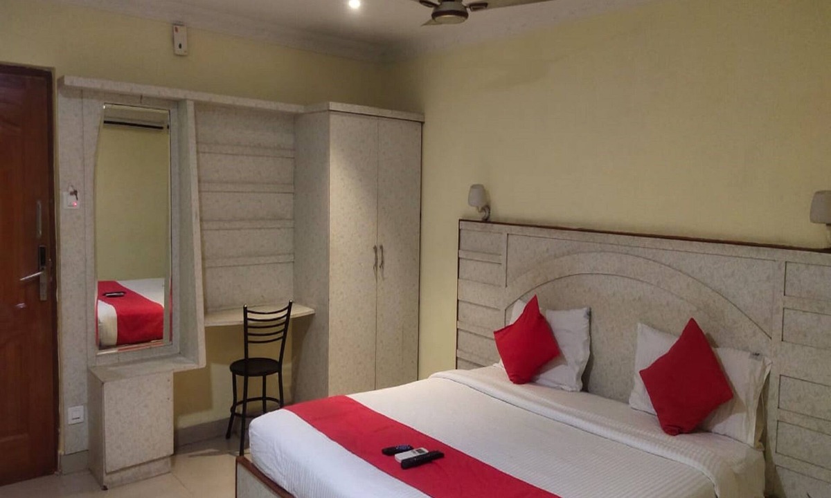 Poonamallee Hotel | HARIHARAN RESIDENCY