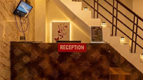 Kalyanpur Hotel | Hotel A V Grand, Kanpur