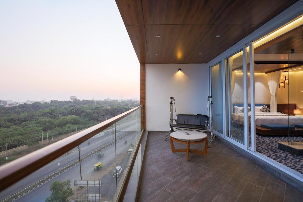 Somnath Hotel | Hotel Aditya Mansingh Inn