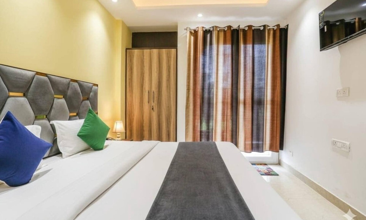 Malviya Nagar Hotel | hotel aiims 20 four 7