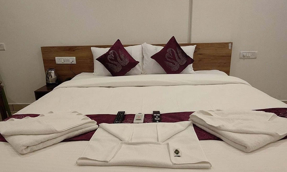Devanahalli Hotel | Hotel Amulya Regency
