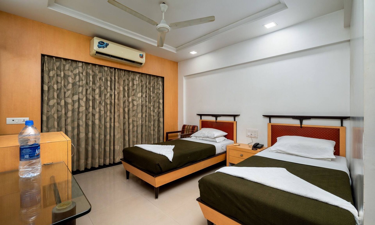 Kamathipura Hotel | Hotel Balwas International