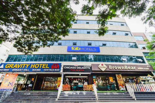 Kukatpally Housing Board Colony Hotel | Hotel Broholic Suites