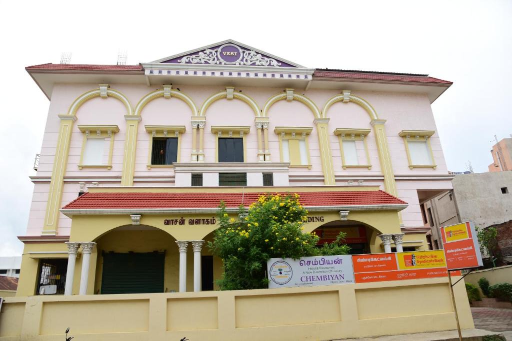 Pudukkottai Hotel | Hotel Chembiyan