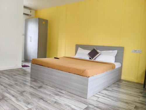 Vadanemelli Hotel | Hotel Coral Shade's
