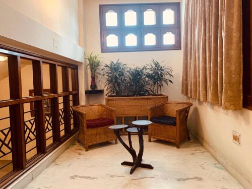 Dibrugarh Hotel | Hotel Devika