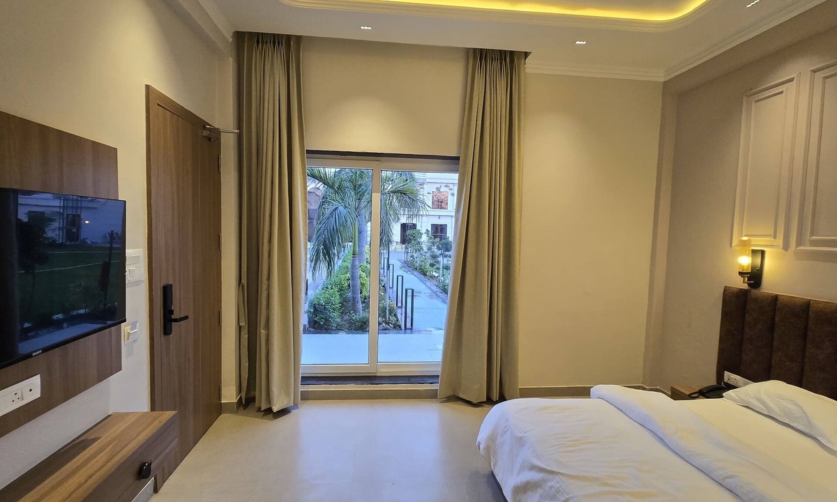 Sehmalpur Hotel | Hotel Divine Banaras