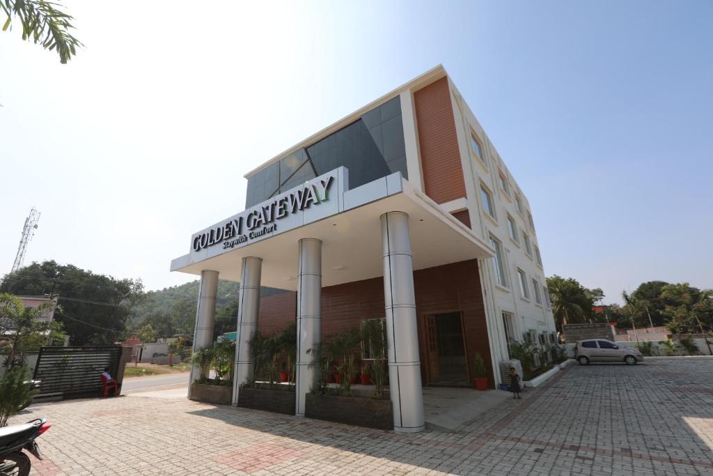 Vellore Hotel | Hotel Golden Gateway