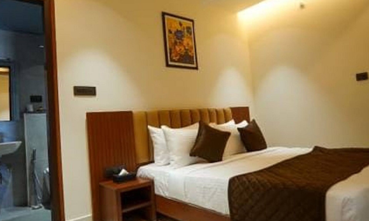 Vijayanagar Hotel | Hotel Harigovindas Express Mysore
