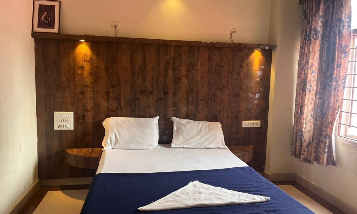 Koppal Hotel | Hotel Harsha International