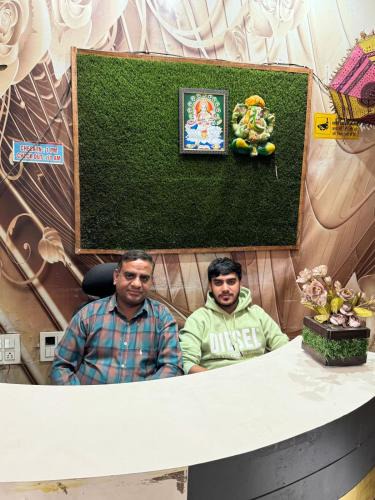 Zirakpur Hotel | Hotel J&B