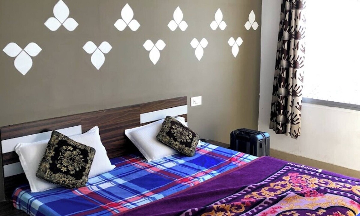 Chittorgarh Hotel | Hotel Jadav Chittorgarh
