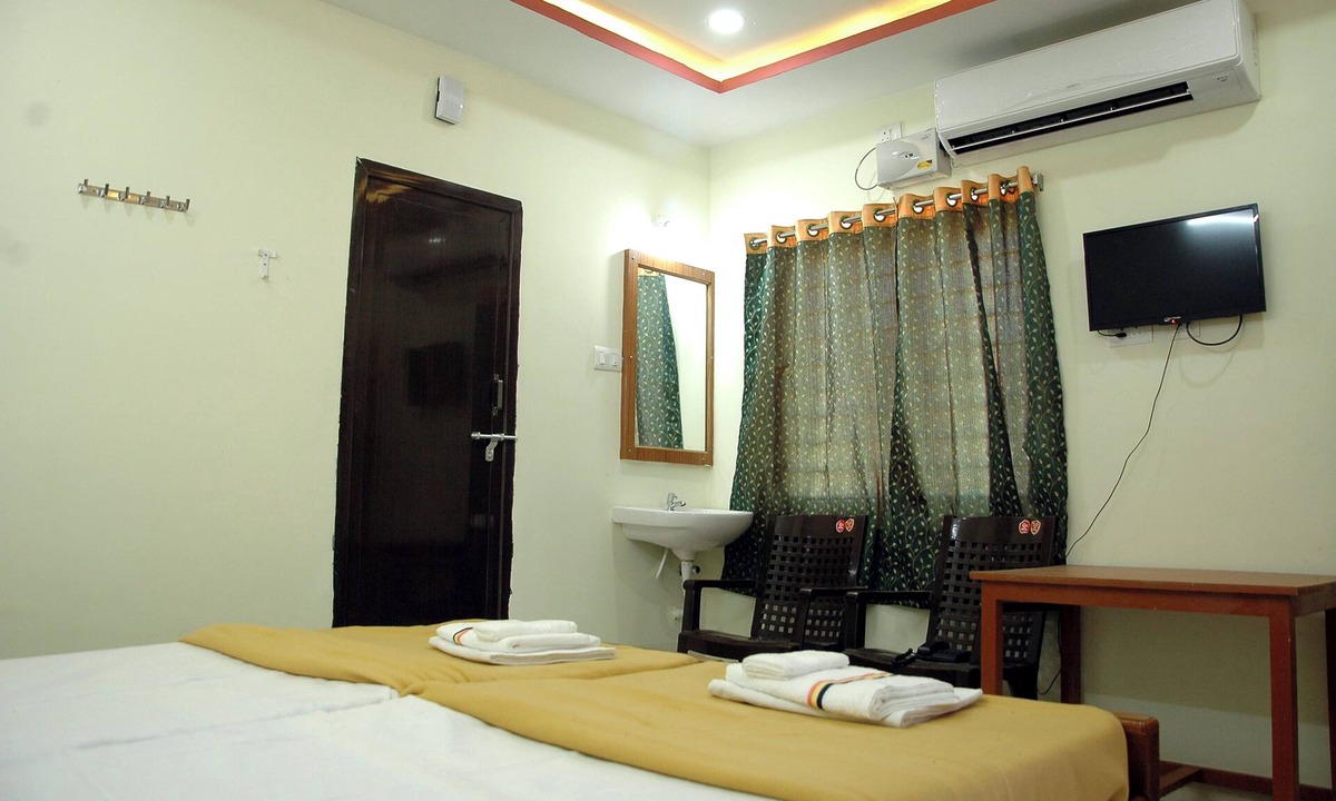 Srikalahasti Hotel | Hotel Jayaram Residency
