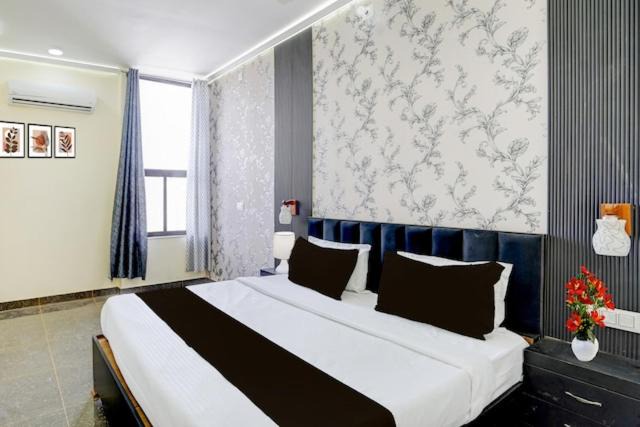 Haldwani Hotel | HoTEL KAMAL VINTAGE