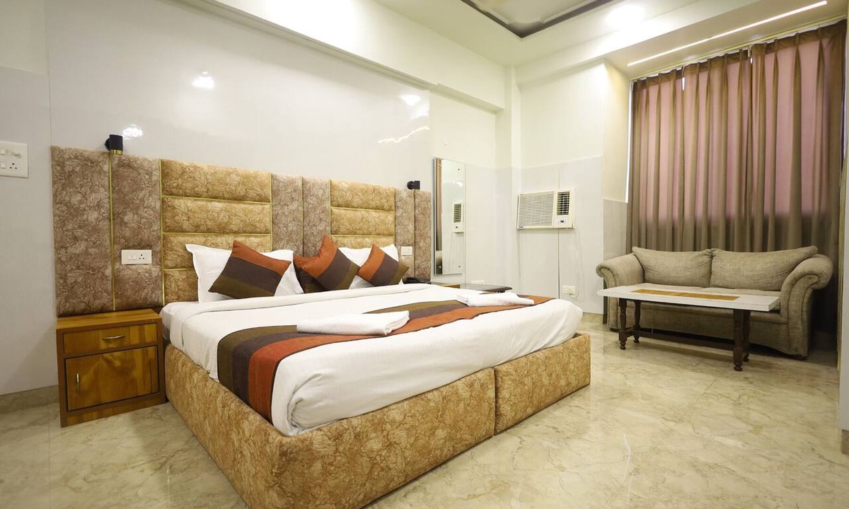 Raj Nagar Hotel | Hotel Krishna Sagar