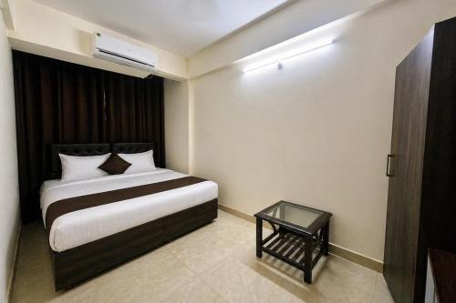 Calangute Apartment | Hotel L ! M Calangute Beach Way