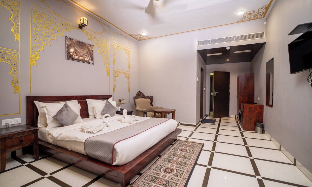 Shyam Nagar Hotel | Hotel Laxmi Niwas - A Heritage Retreat