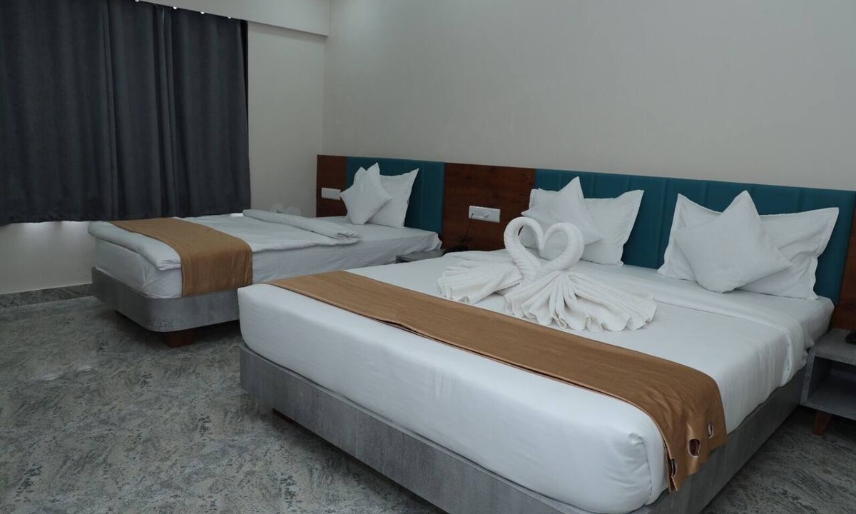Dwarka Hotel | Hotel Lord Krishna