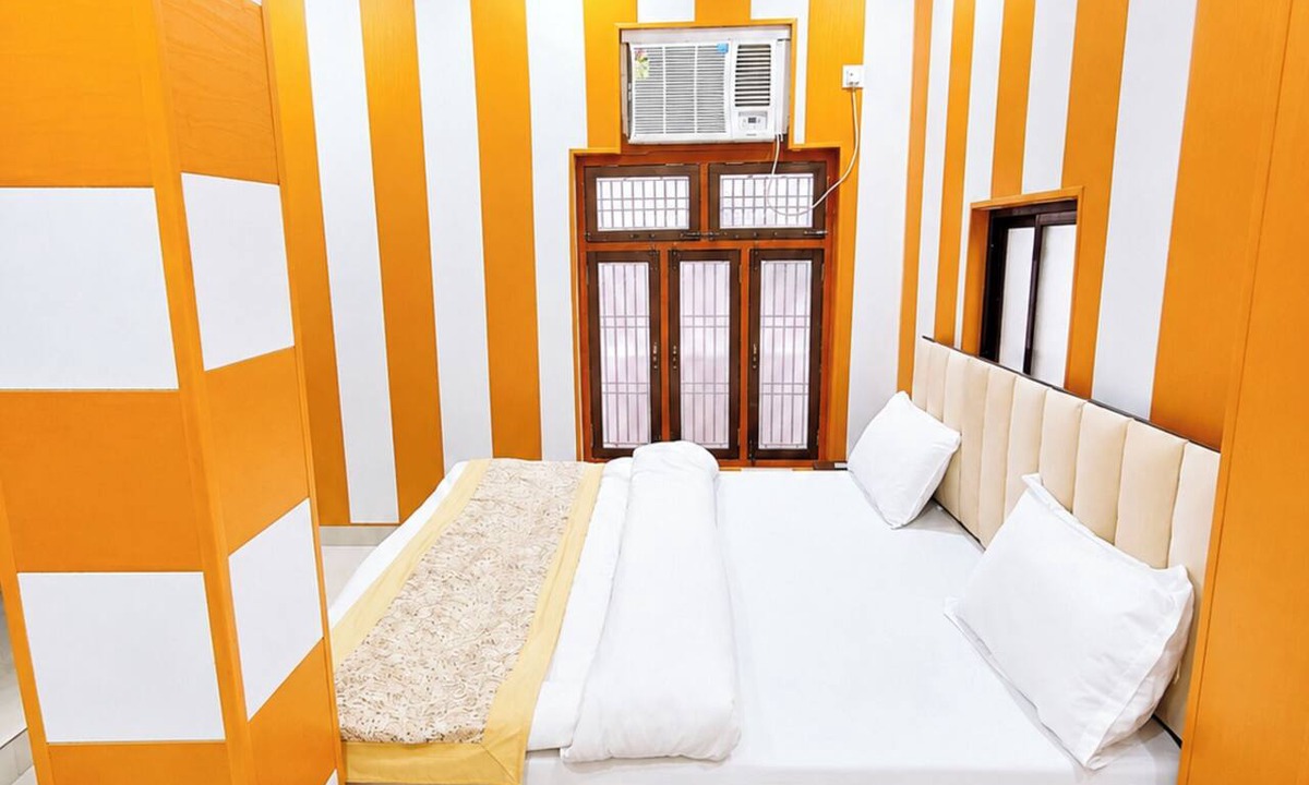 Ayodhya Hotel | Hotel Maa Sharda palace