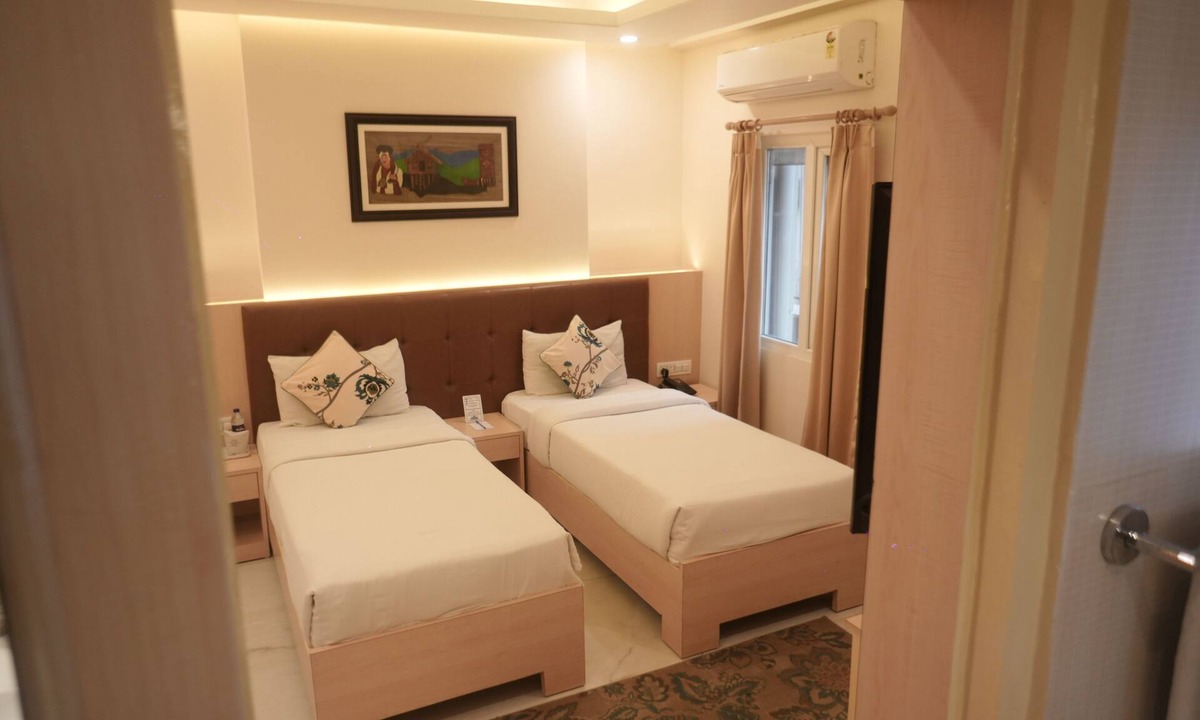 Sualkuchi Hotel | Hotel Nandan