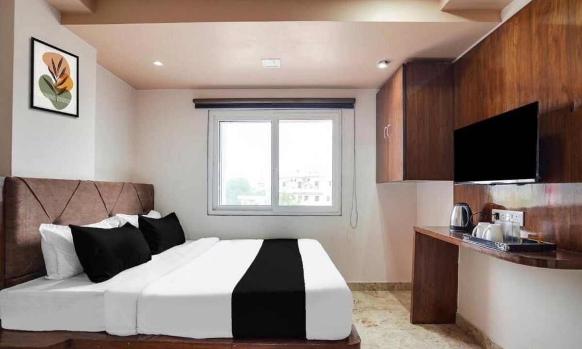 Ajmer Hotel | Hotel O Ajmer Central Grand Suman