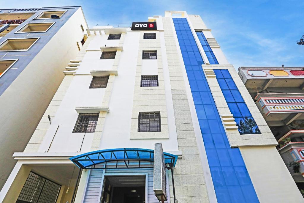 Shamshabad Hotel | Hotel O Suhana Grand