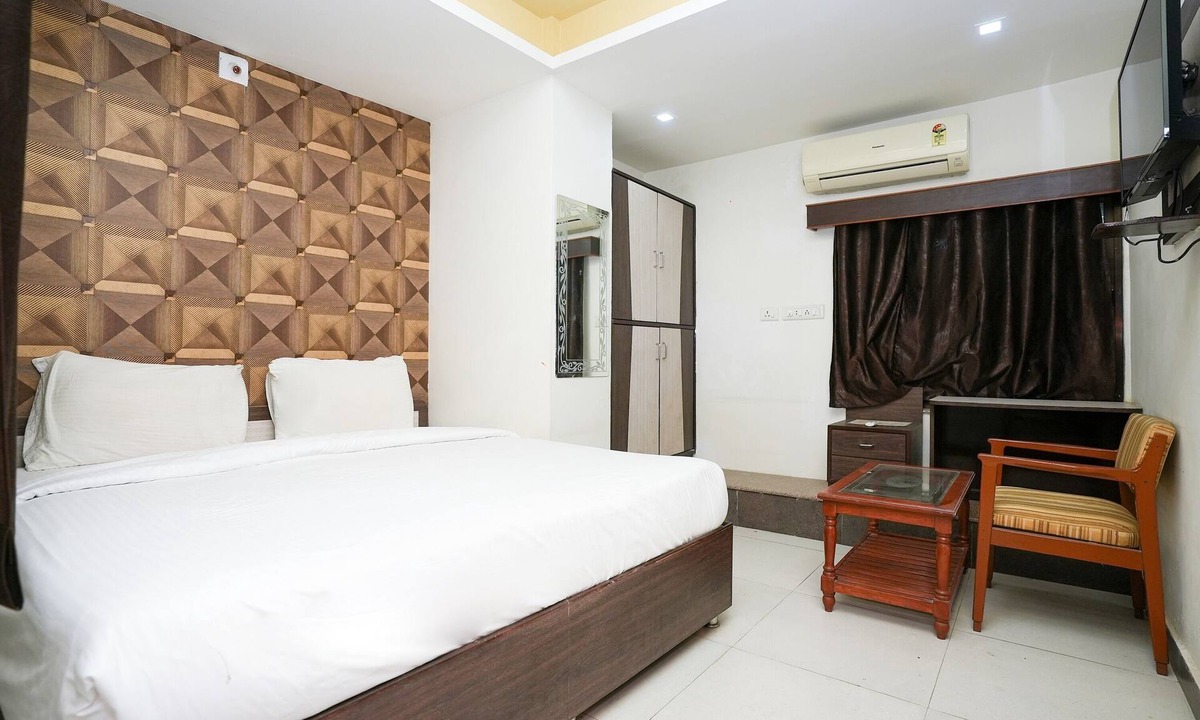 Central Area Hotel | Hotel Opera Inn near Central Bus Stand