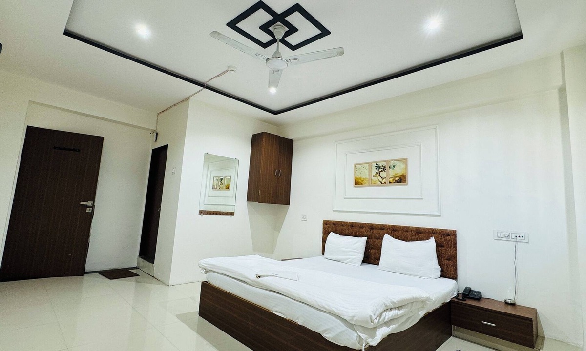 Surat Hotel | Hotel Palladium