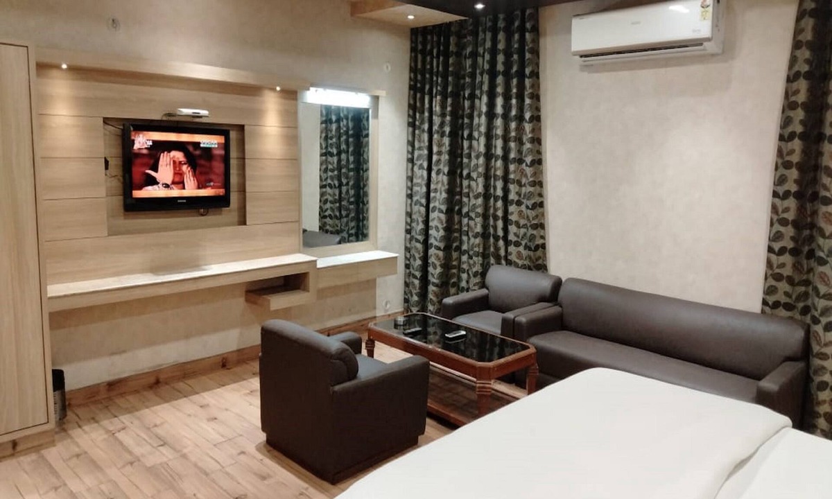 Gorakhpur Hotel | Hotel Park Regency