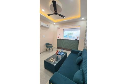 Kanpur Hotel | Hotel Raas Grand