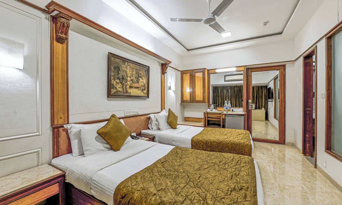 Khar Hotel | Hotel Regal Enclave