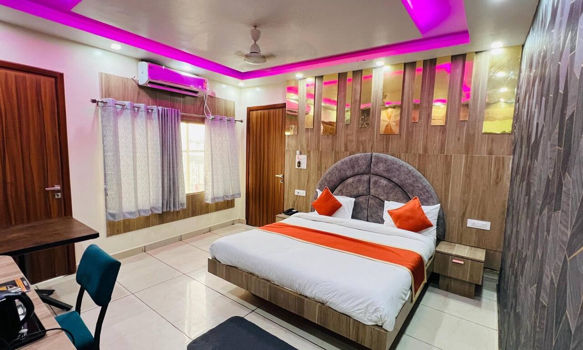 Kasganj Hotel | HOTEL ROBINSON