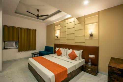 Mahipalpur Bed & Breakfast | Hotel Roomsity Pride
