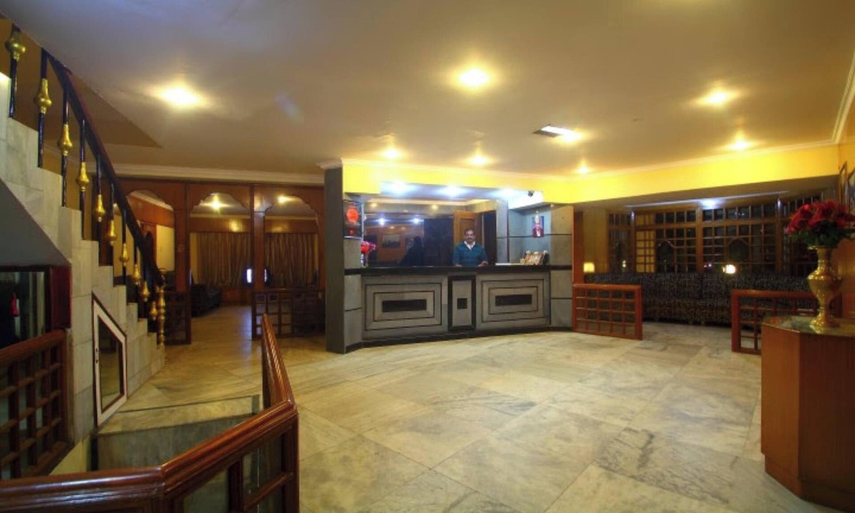 Kathadimattam Hotel | Hotel Sapphire Garden View