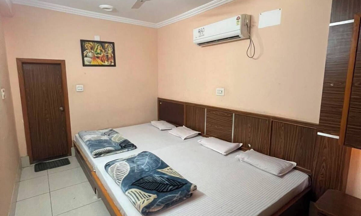Deshnoke Hotel | HOTEL SHREE KARNI INDAR PALACE