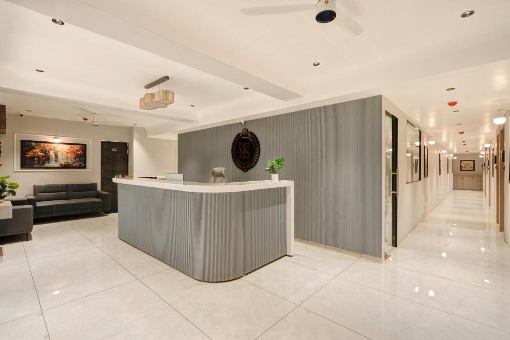 Ahmedabad Hotel | Hotel Sparsh Town
