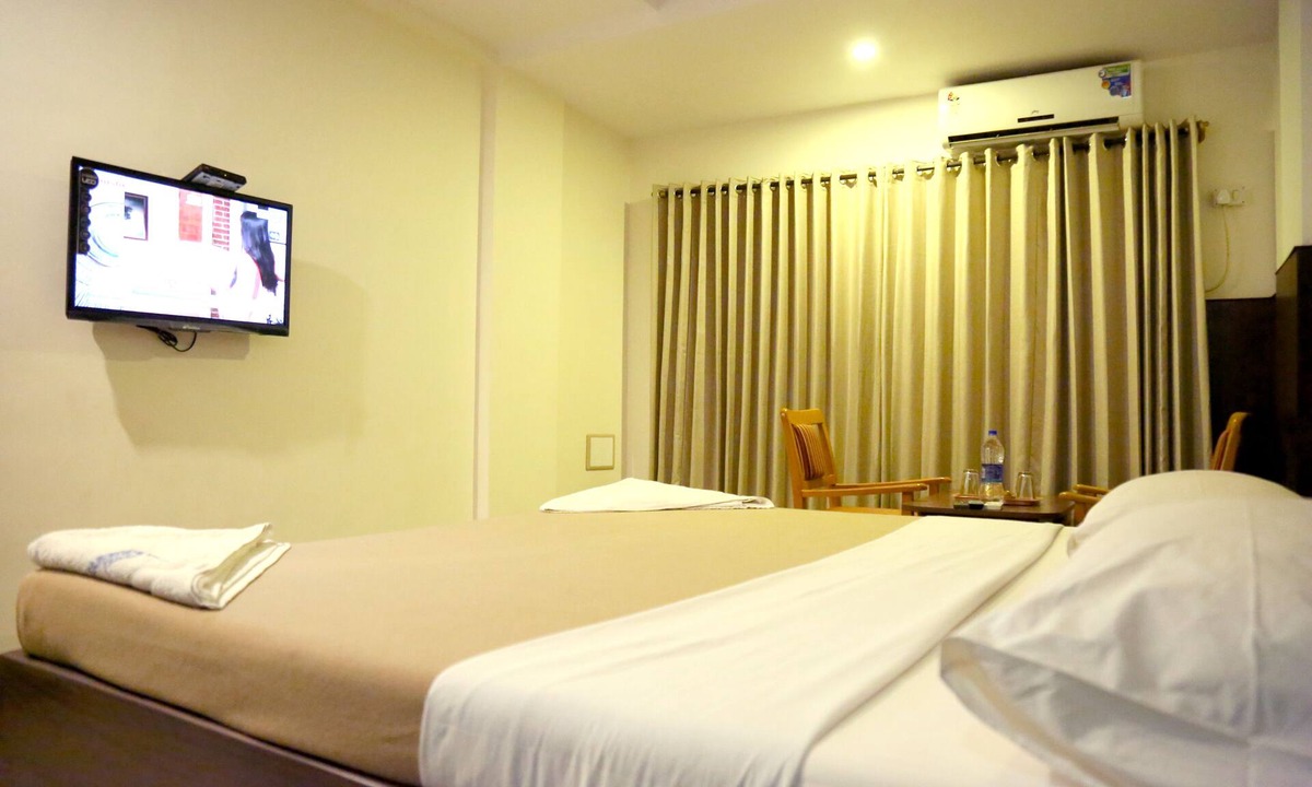 Hassan Hotel | Hotel Sri Krishna