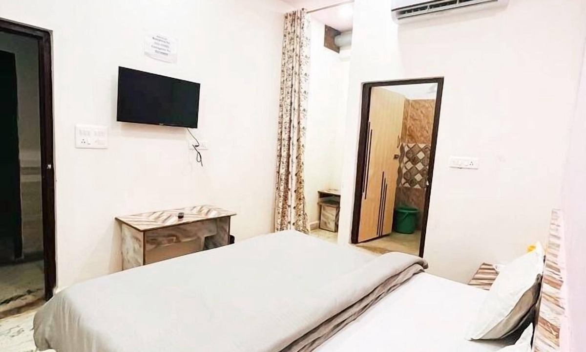Sikandra Hotel | Hotel SS Palace & Restaurant