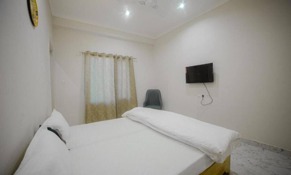 Varanasi Hotel | Hotel Stay Inn Kaashvi