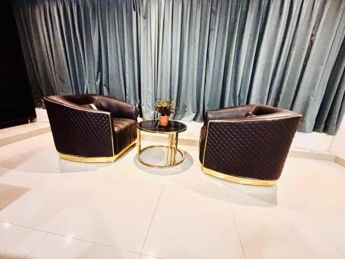 Kompally Hotel | Hotel SVS Luxury Rooms Suchitra Circle,Jeedimetla Hyderabad
