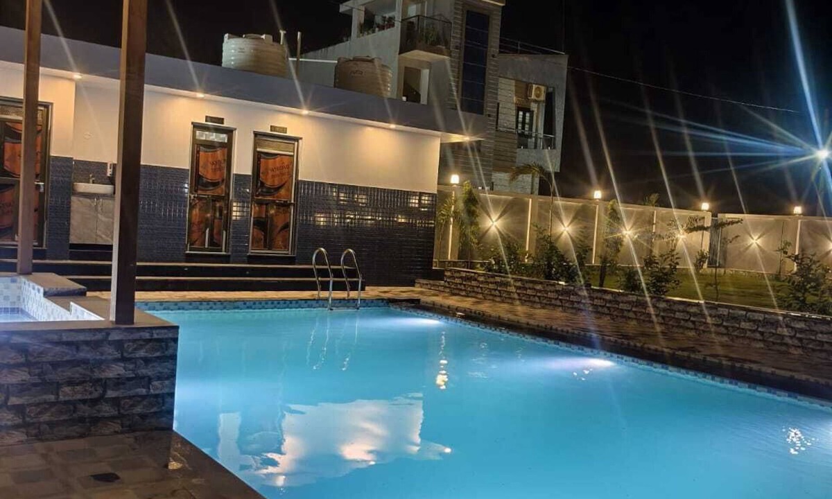 Dabok Hotel | Hotel The Crystal