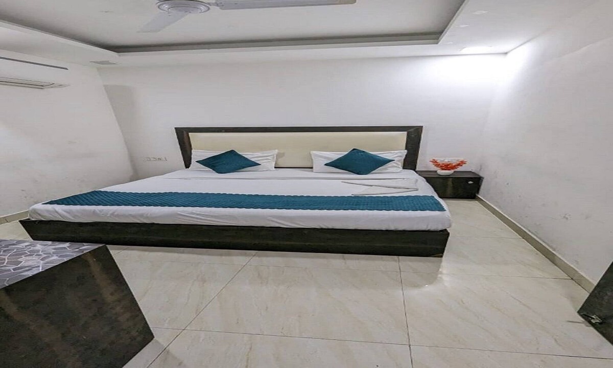 Greater Kailash I Hotel | Hotel The Green Arrow