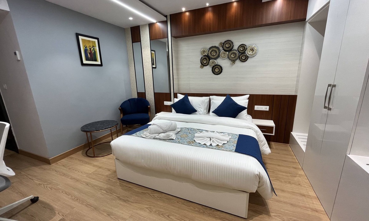 Chhatarpur Hotel | Hotel The Landmark
