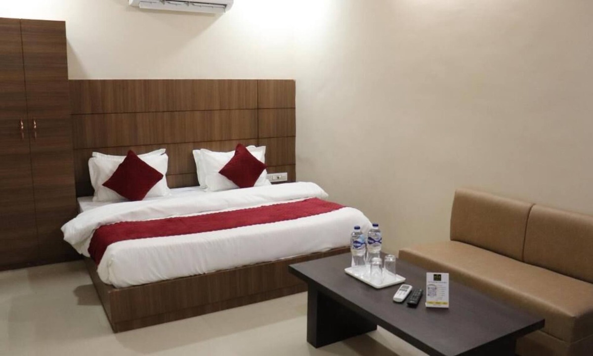 Beawar Hotel | HOTEL V B PARADISE