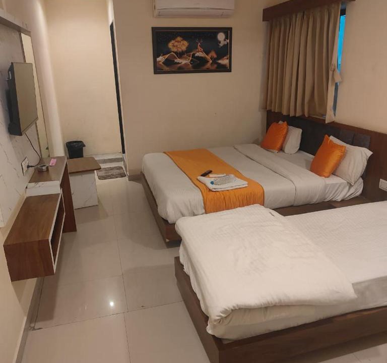 Vadodara Hotel | Hotel VR Villa