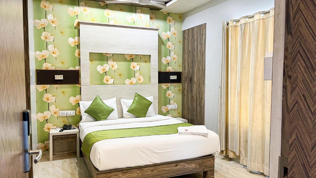 Indore Hotel | Hotel white pearl 2